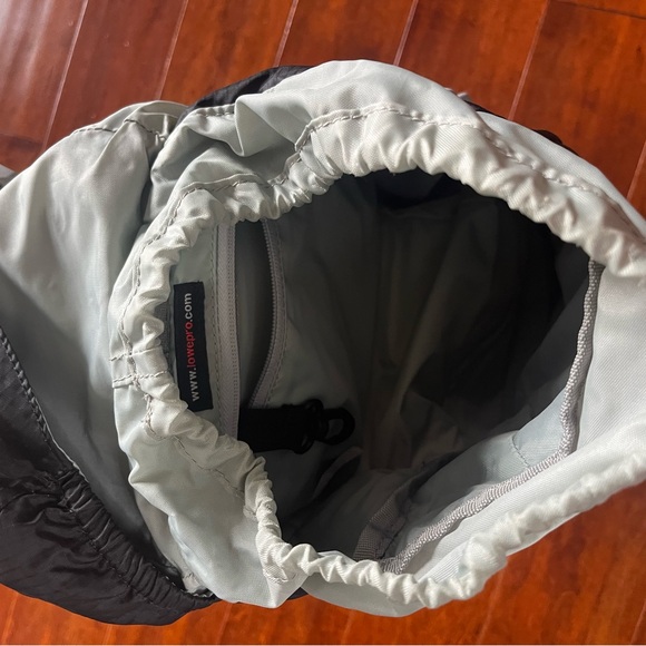 Camera sling pack - Picture 2 of 4